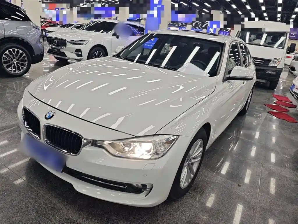 BMW 3 Series 2015 — фото 1