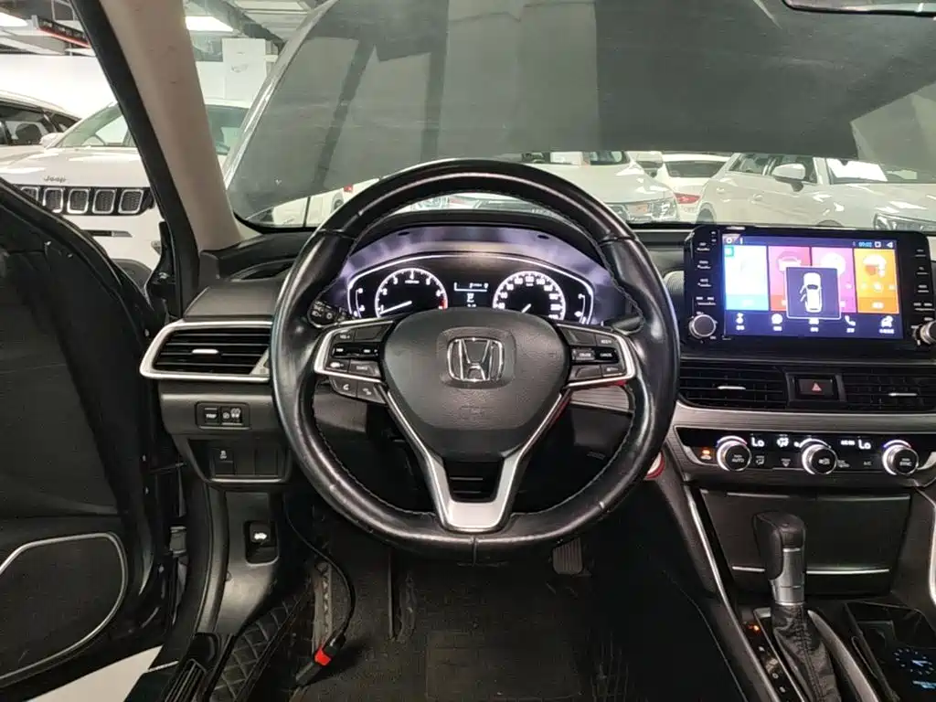 Honda Accord 2020 — фото 11