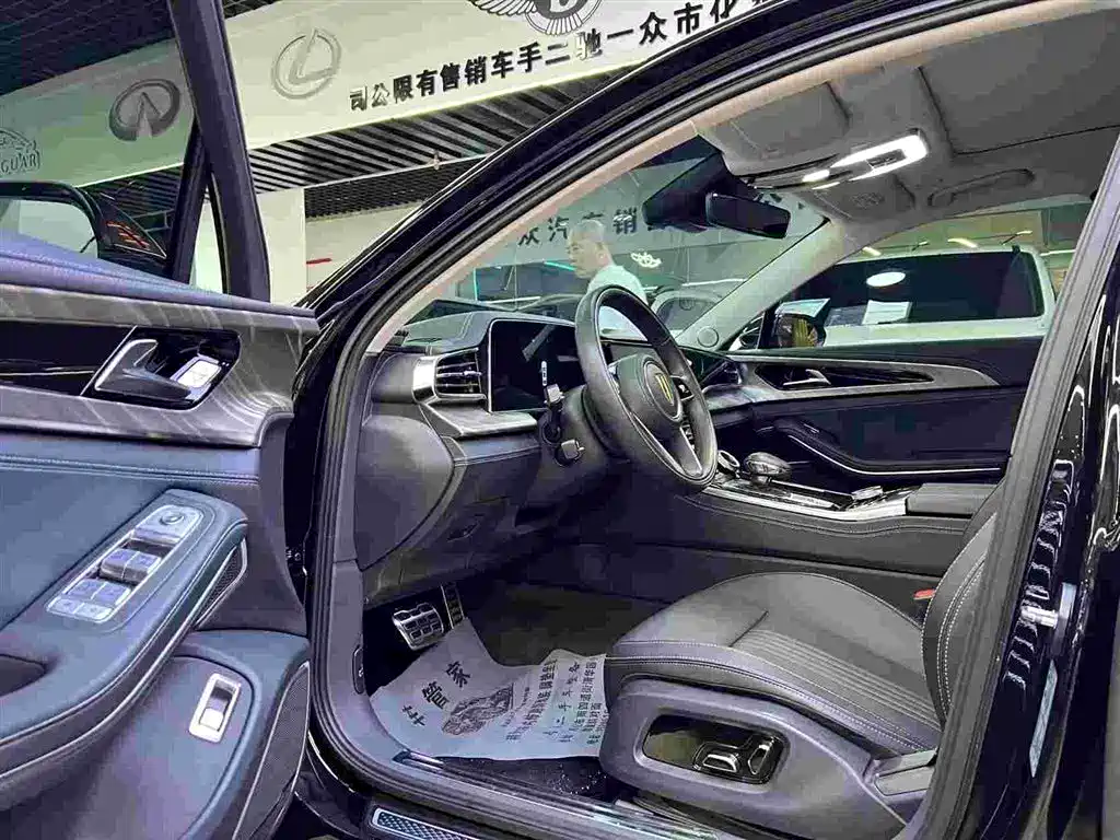 Hongqi H9 2020 — фото 4