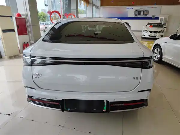 BYD Seal 2023