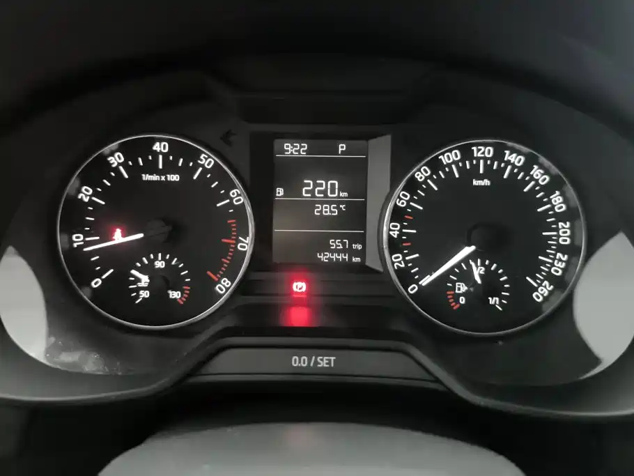 Skoda Octavia 2016 — фото 14