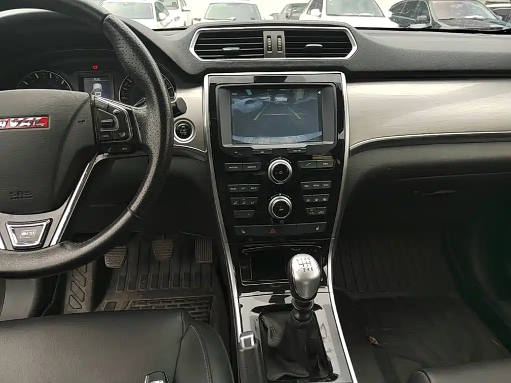 Haval H2 2015 — фото 13