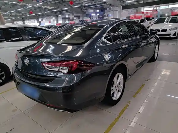Buick Regal 2021