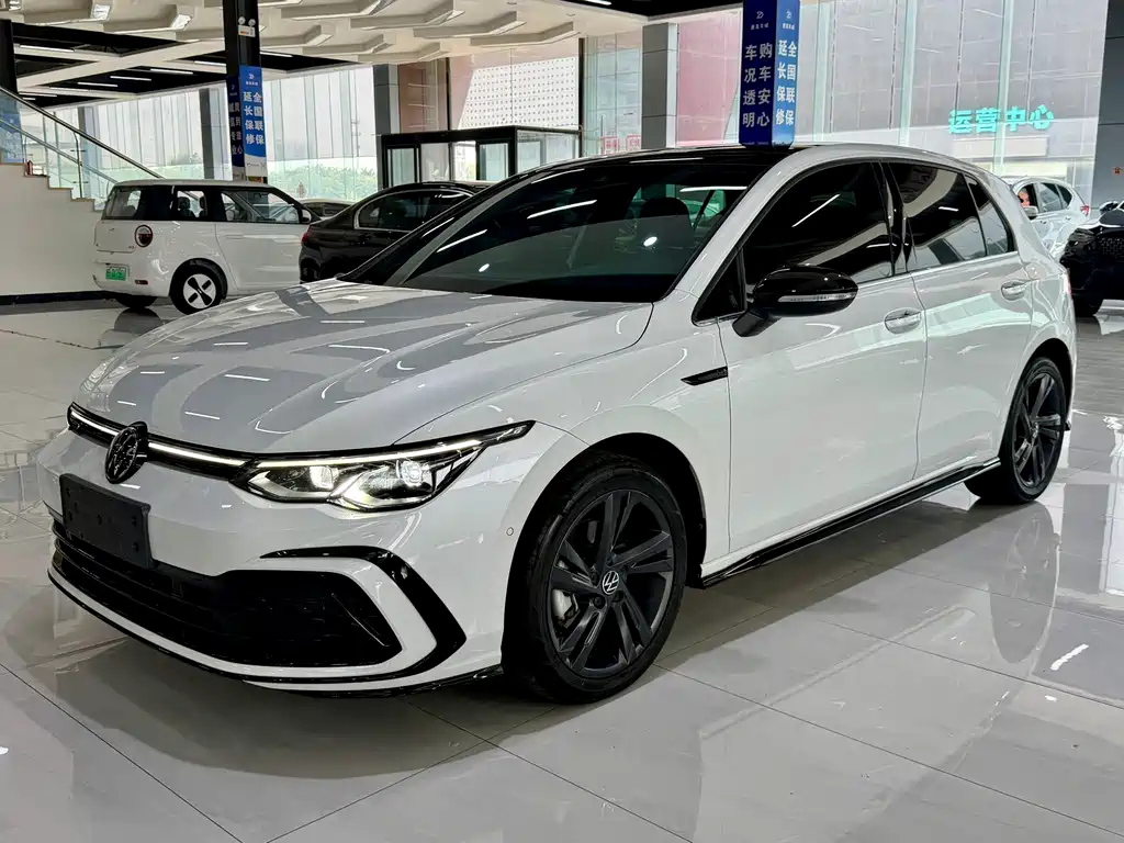 Volkswagen Golf 2023