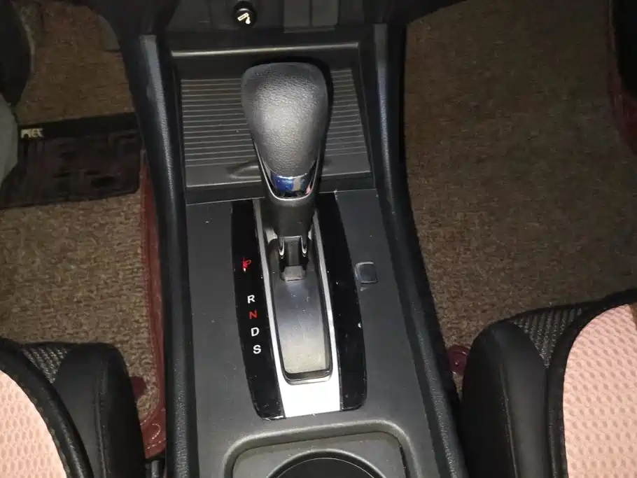 Honda Jade 2017 — фото 16