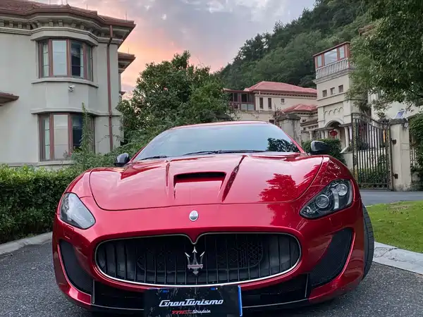 Maserati Granturismo 2015