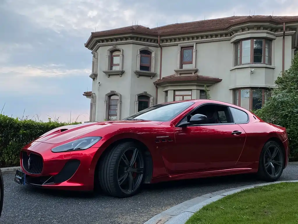 Maserati Granturismo 2015 — фото 2