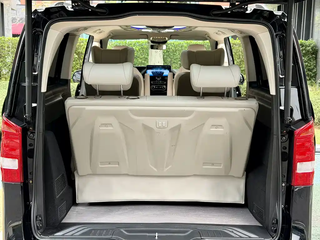Mercedes-Benz Vito 2021 — фото 16