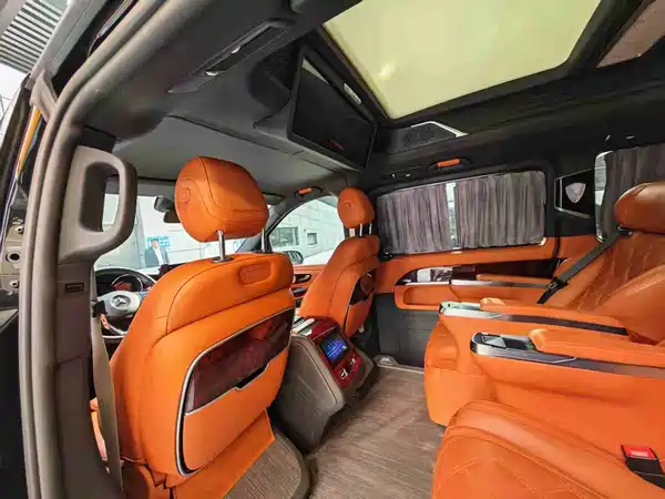 Mercedes-Benz V-Class 2024