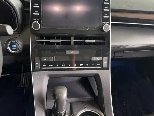Toyota Avalon 2019