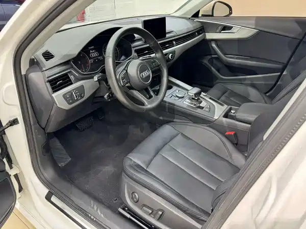 Audi A4L 2017