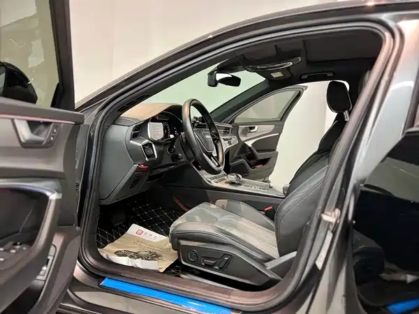 Audi A6L 2021
