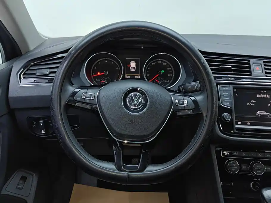 Volkswagen Tiguan L 2017 — фото 15