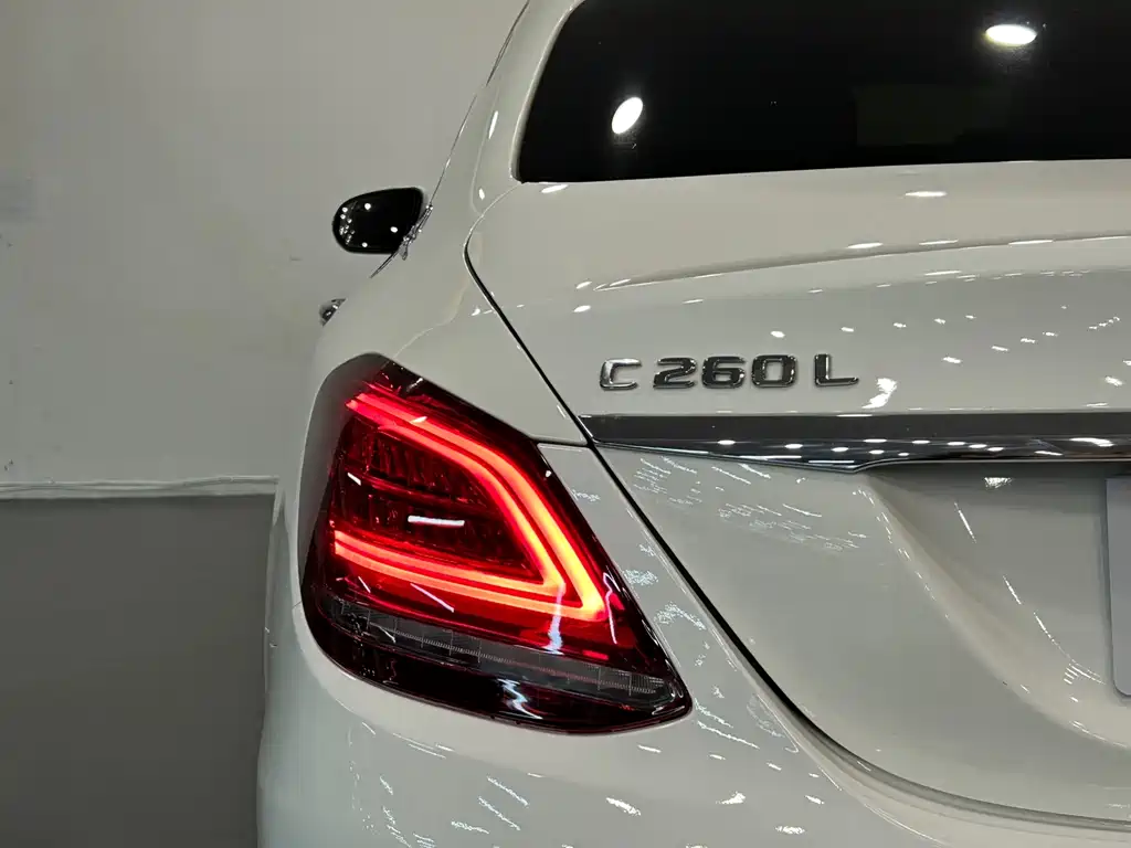 Mercedes-Benz C-Class 2020 — фото 26