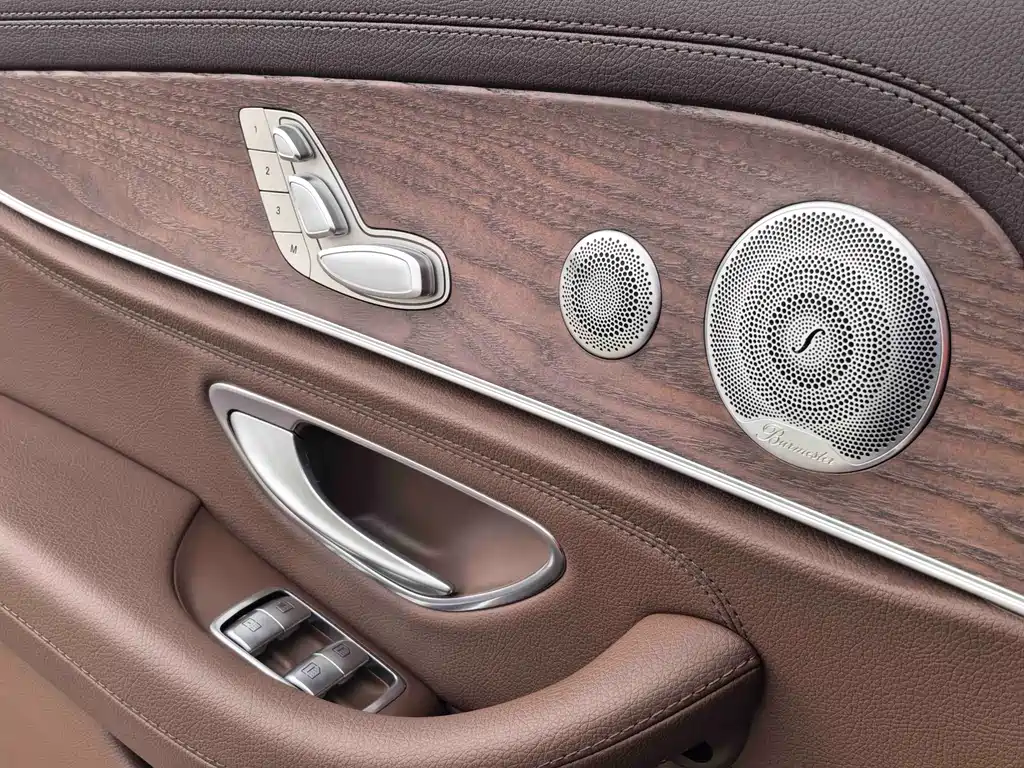 Mercedes-Benz E-Class 2020 — фото 9