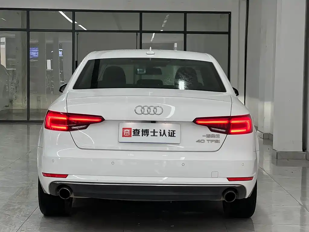 Audi A4L 2018 — фото 13