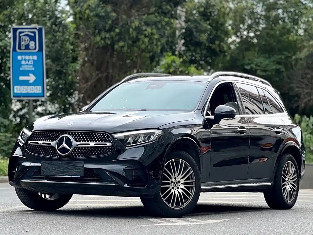 Mercedes-Benz GLC 2023