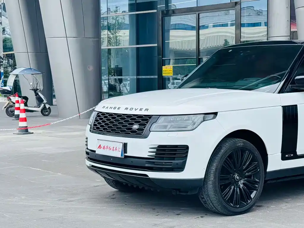 Land Rover Range Rover 2019 — фото 20
