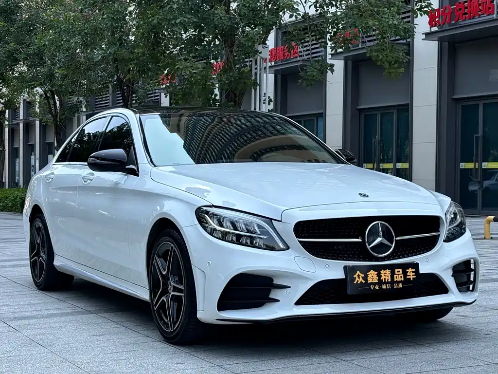 Mercedes-Benz C-Class 2021