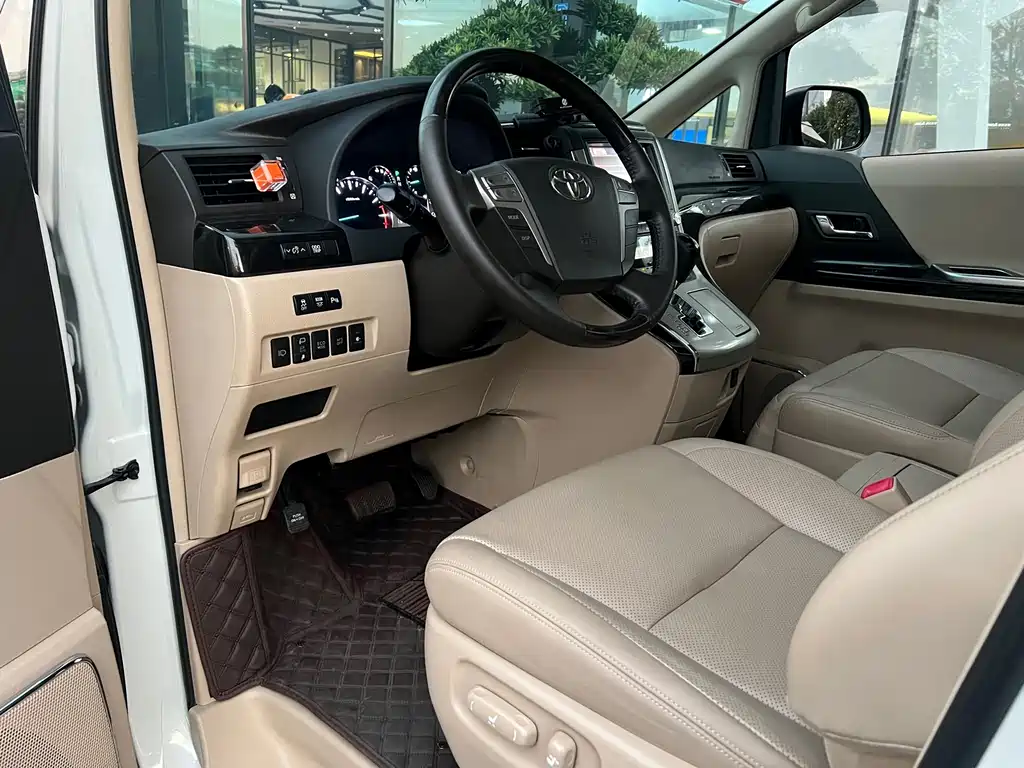 Toyota Alphard 2014 — фото 2