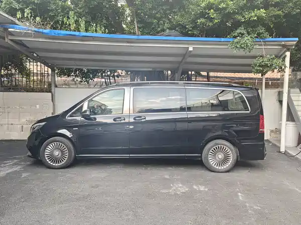 Mercedes-Benz V-Class 2022