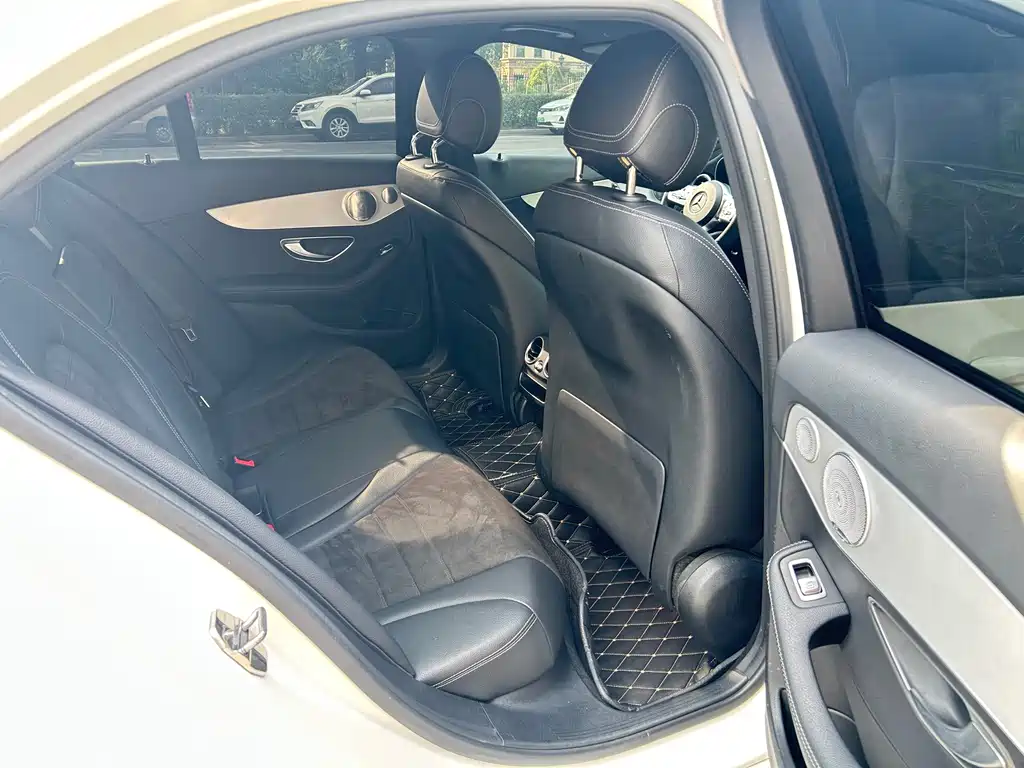 Mercedes-Benz C-Class 2020 — фото 12