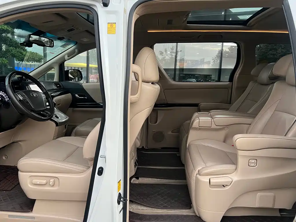 Toyota Alphard 2014 — фото 4