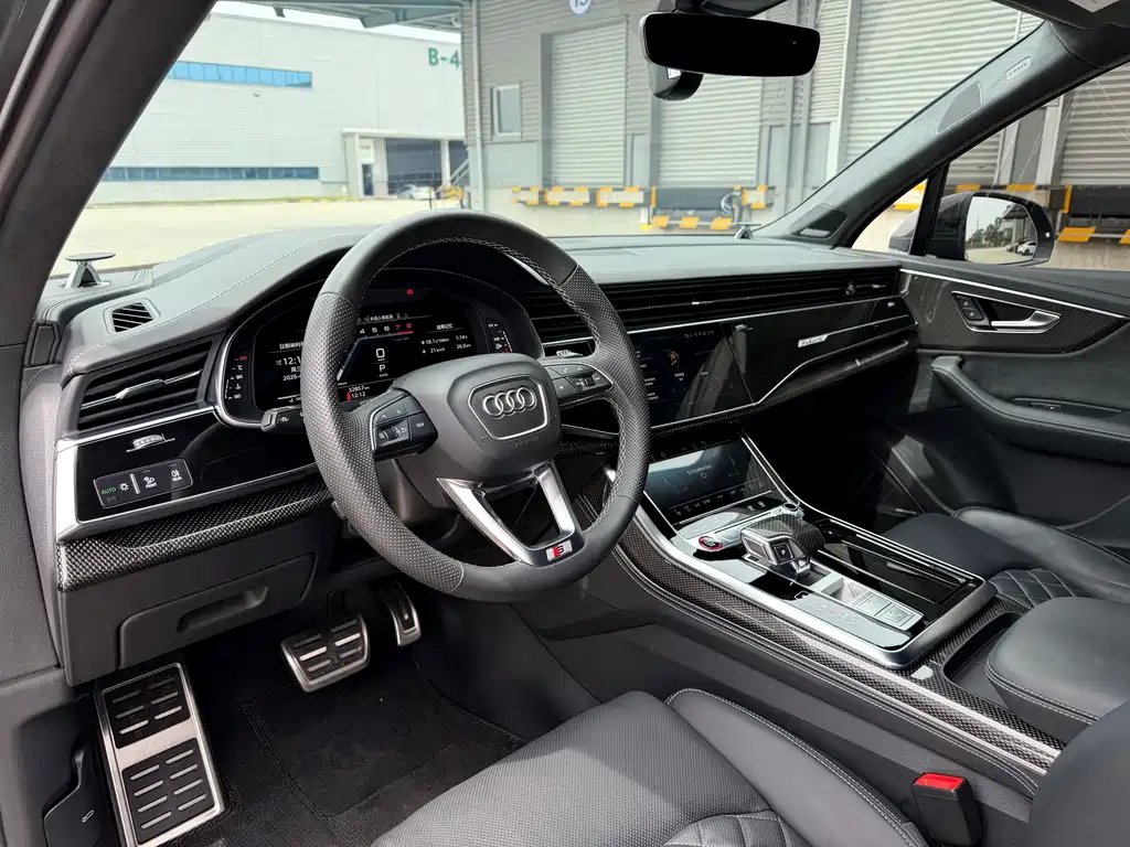 Audi SQ7 2024 — фото 7