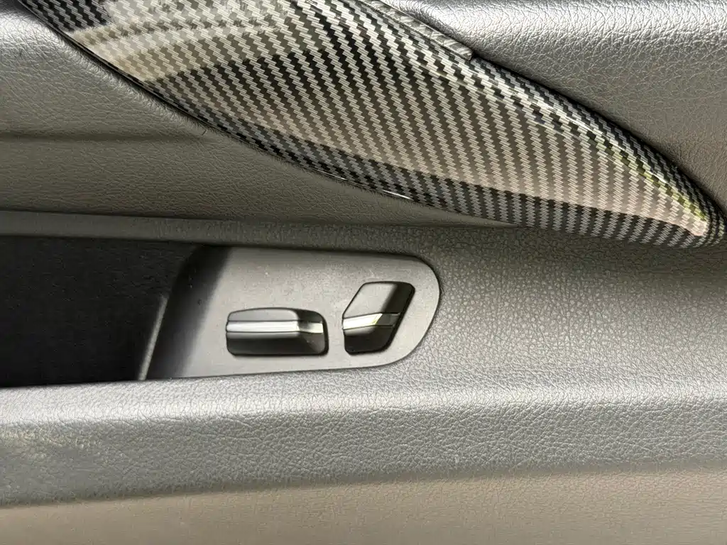 BMW 3 Series 2015 — фото 26
