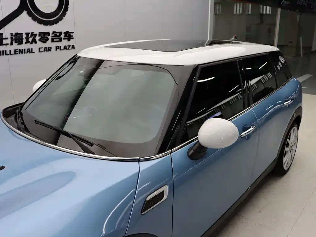 MINI Clubman 2019 — фото 30