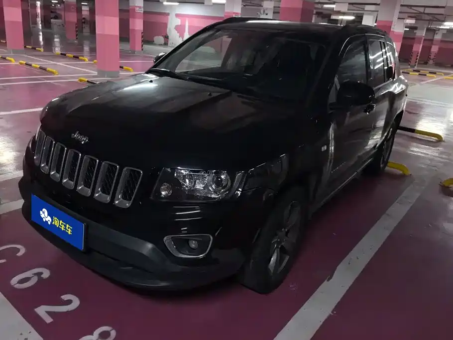 Jeep Compass 2014 — фото 1