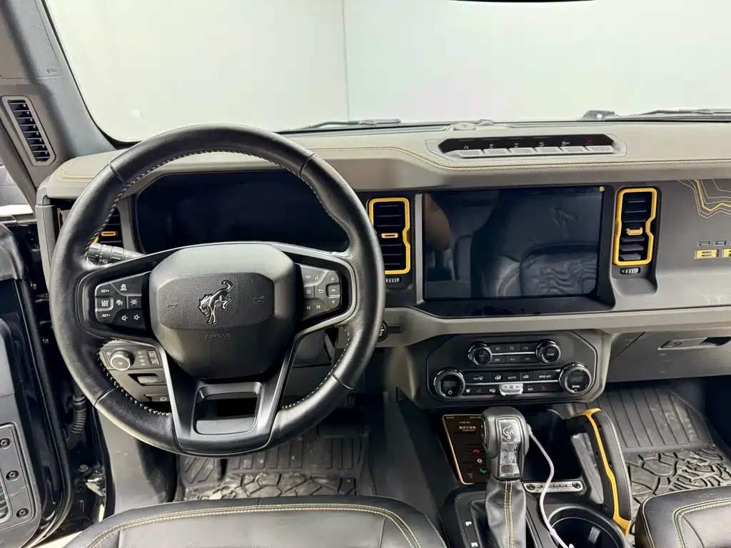 Ford Bronco 2025 — фото 16