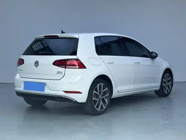 Volkswagen Golf 2020