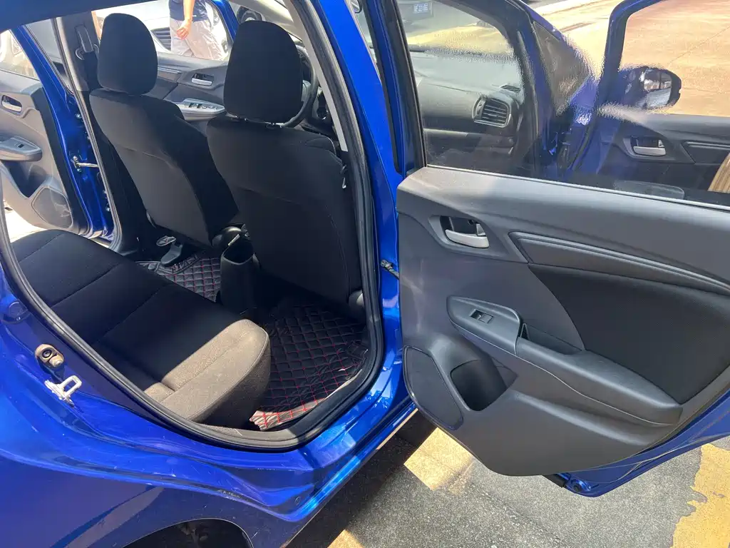 Honda Fit 2020 — фото 7