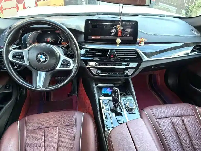 BMW 5 Series 2022