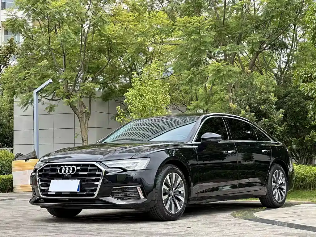 Audi A6L 2020 — фото 1