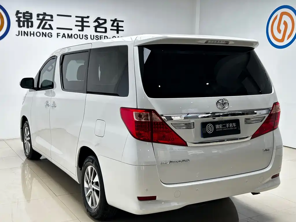 Toyota Alphard 2015 — фото 26