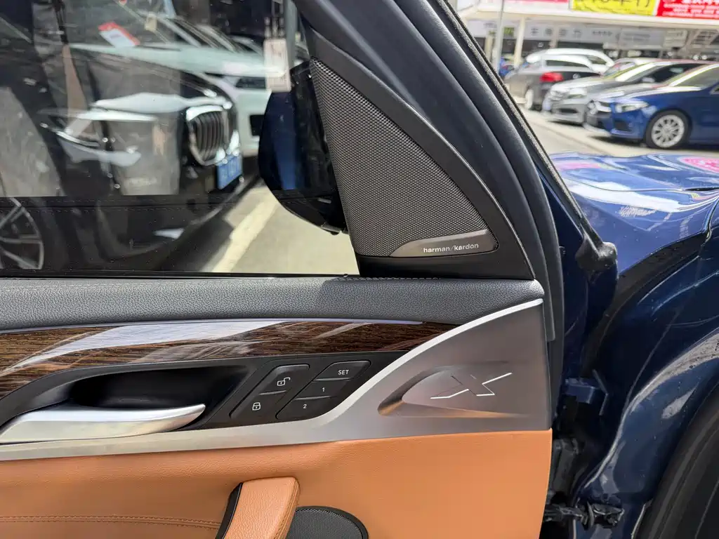 BMW X3 2018 — фото 12