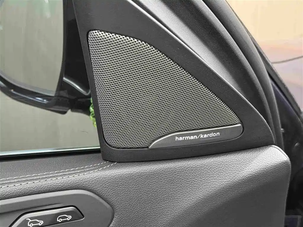 BMW X6 2021 — фото 10