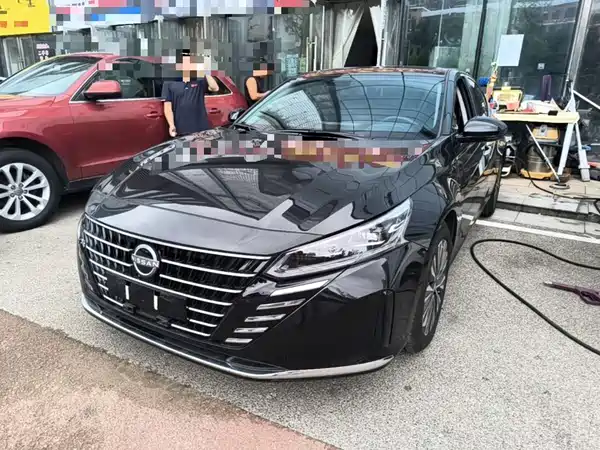 Nissan Teana 2024