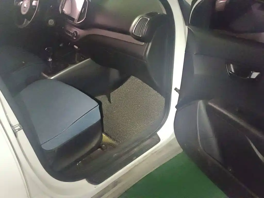 Kia KX3 2016 — фото 19