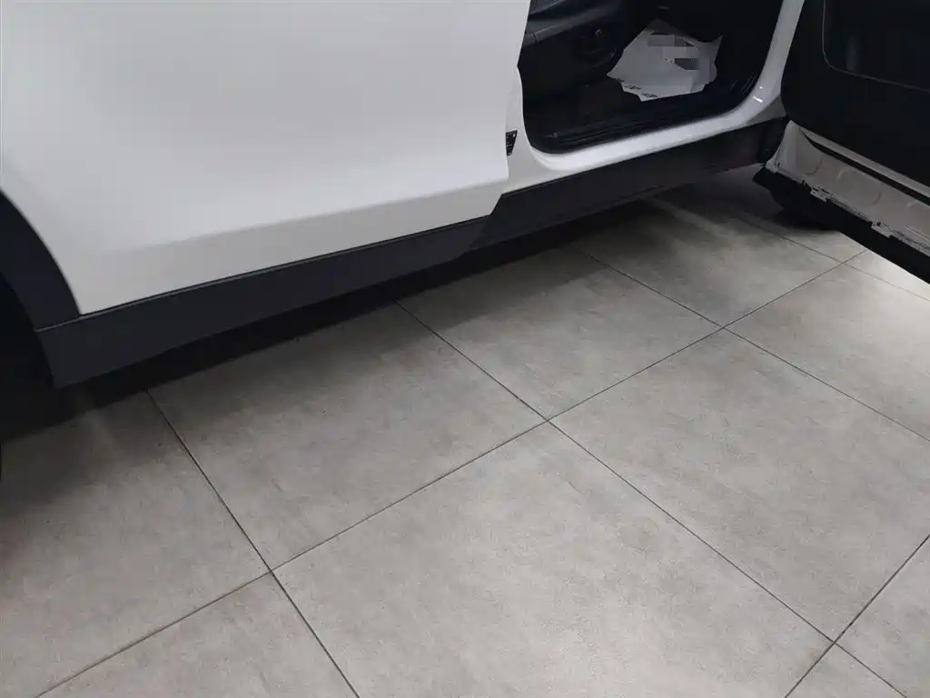 Land Rover Discovery Sport 2018 — фото 21