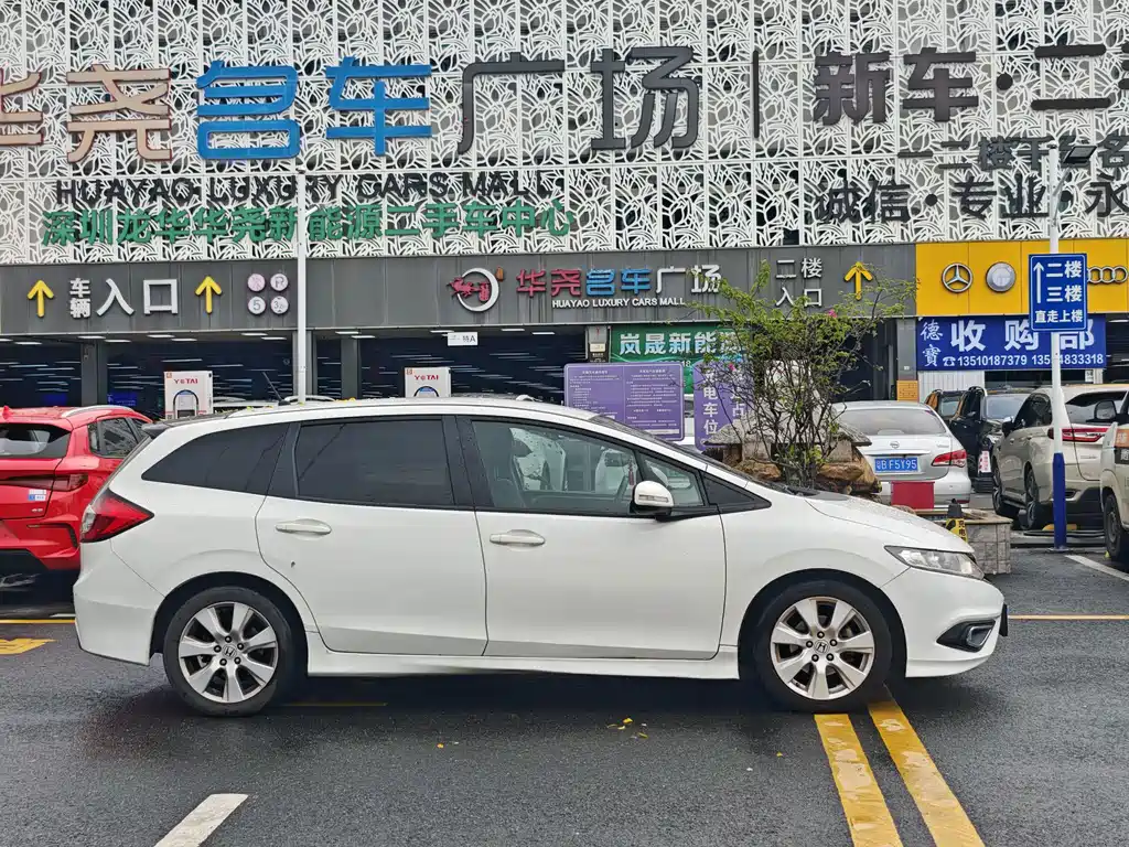 Honda Jade 2015 — фото 7