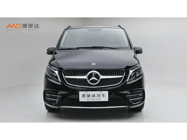 Mercedes-Benz V-Class 2024