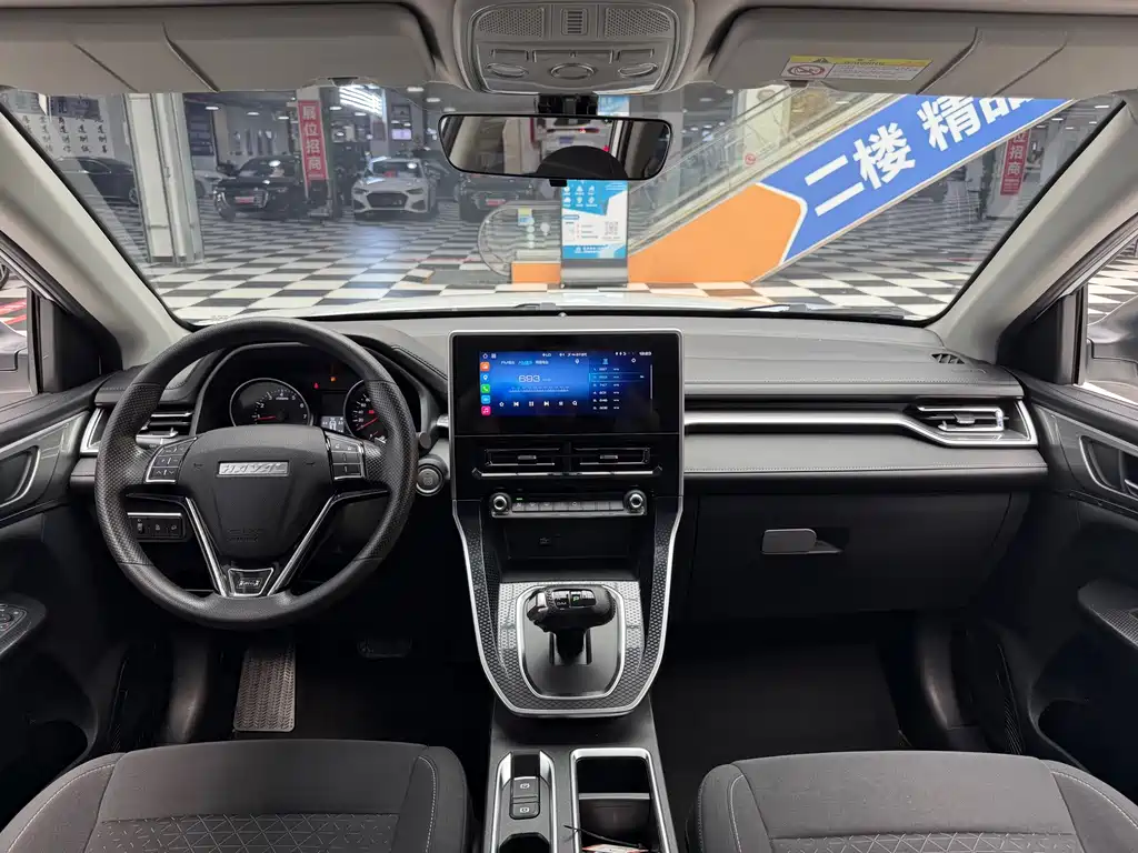 Haval M6 2023 — фото 11
