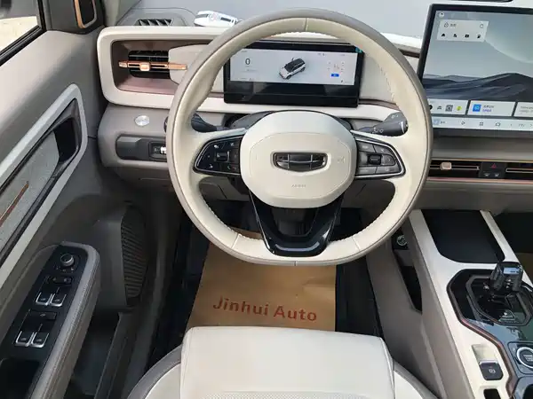 Geely ICON 2025