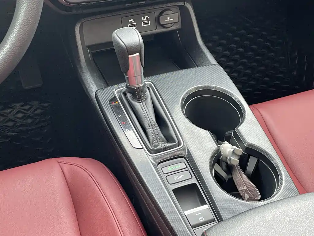 Honda Civic 2023 — фото 15