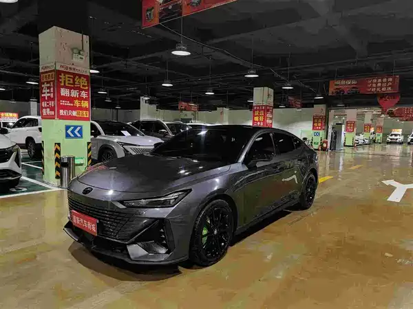 Changan UNI-V 2025