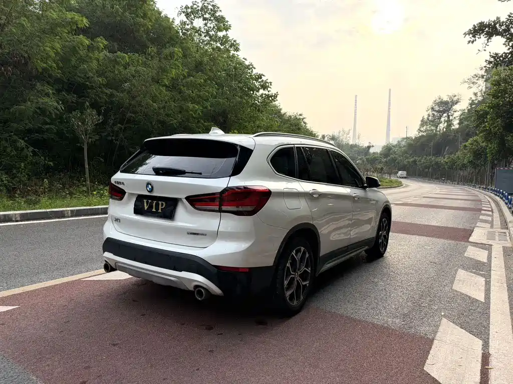 BMW X1 2020 — фото 13