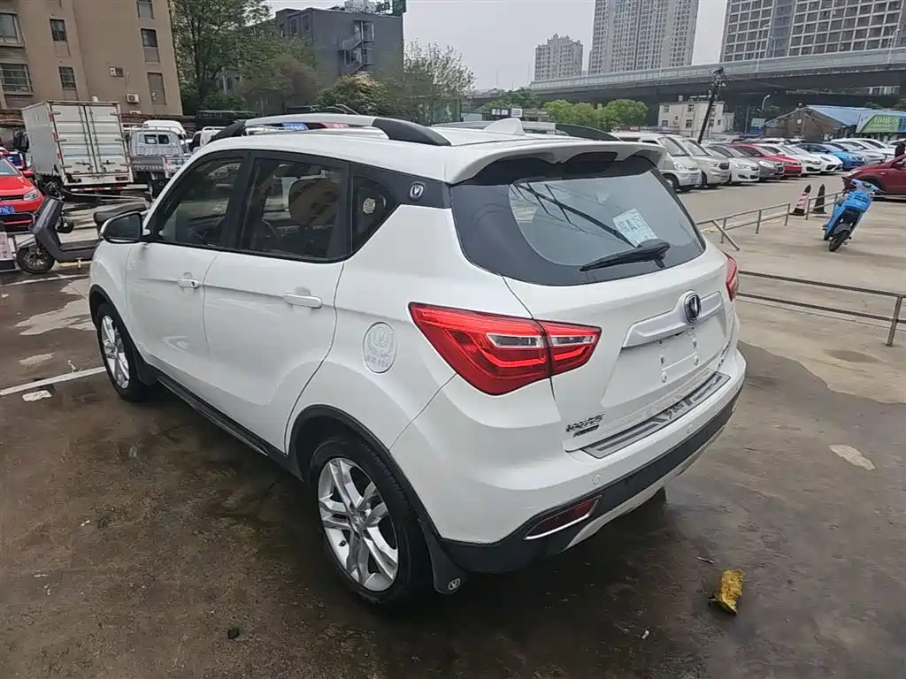 Changan CS35 2018 — фото 5